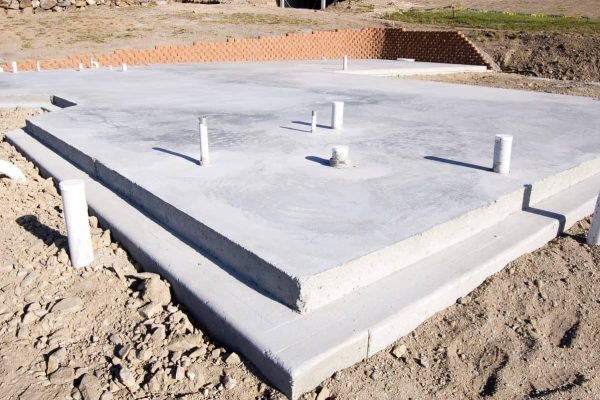 Picture-of-a-concrete-slab-for-a-house.-Taken-during-the-early-morning.-1200x798 (1)